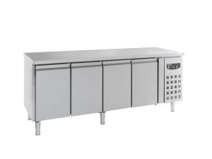 Kühltisch 533 Liter / 4 Türen / 2230x700x850 mm